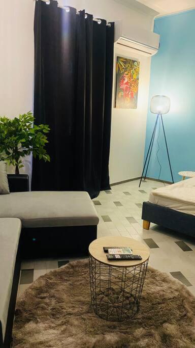 Urban Zen Appart Spacieux Studio Atypique Avec Bain A Remous Proche De Tout Pointe-à-Pitre Eksteriør billede