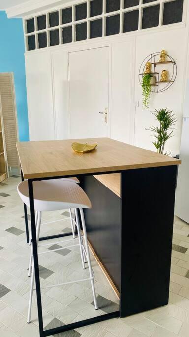 Urban Zen Appart Spacieux Studio Atypique Avec Bain A Remous Proche De Tout Pointe-à-Pitre Eksteriør billede