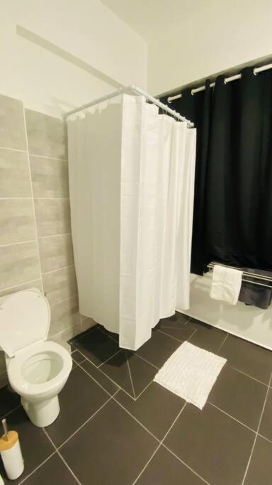 Urban Zen Appart Spacieux Studio Atypique Avec Bain A Remous Proche De Tout Pointe-à-Pitre Eksteriør billede